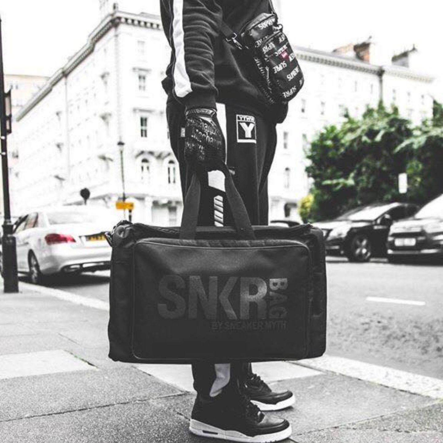 Noona SNKR Bag: All-in-One Gym & Sport Bag