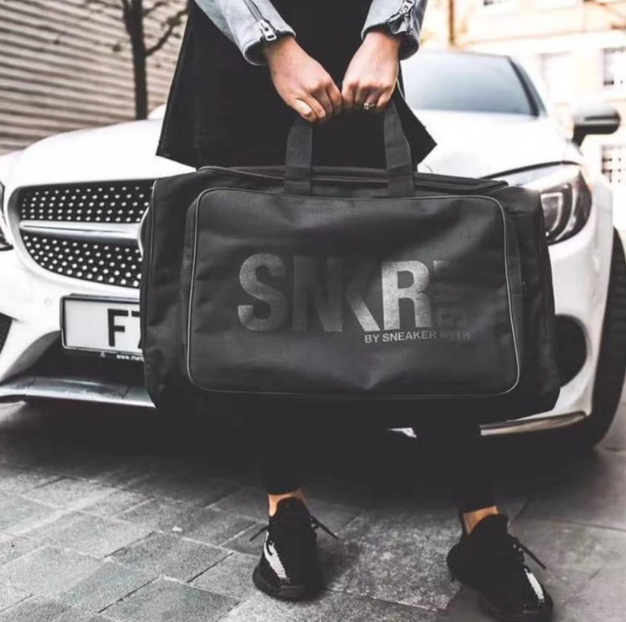 Noona SNKR Bag: All-in-One Gym & Sport Bag